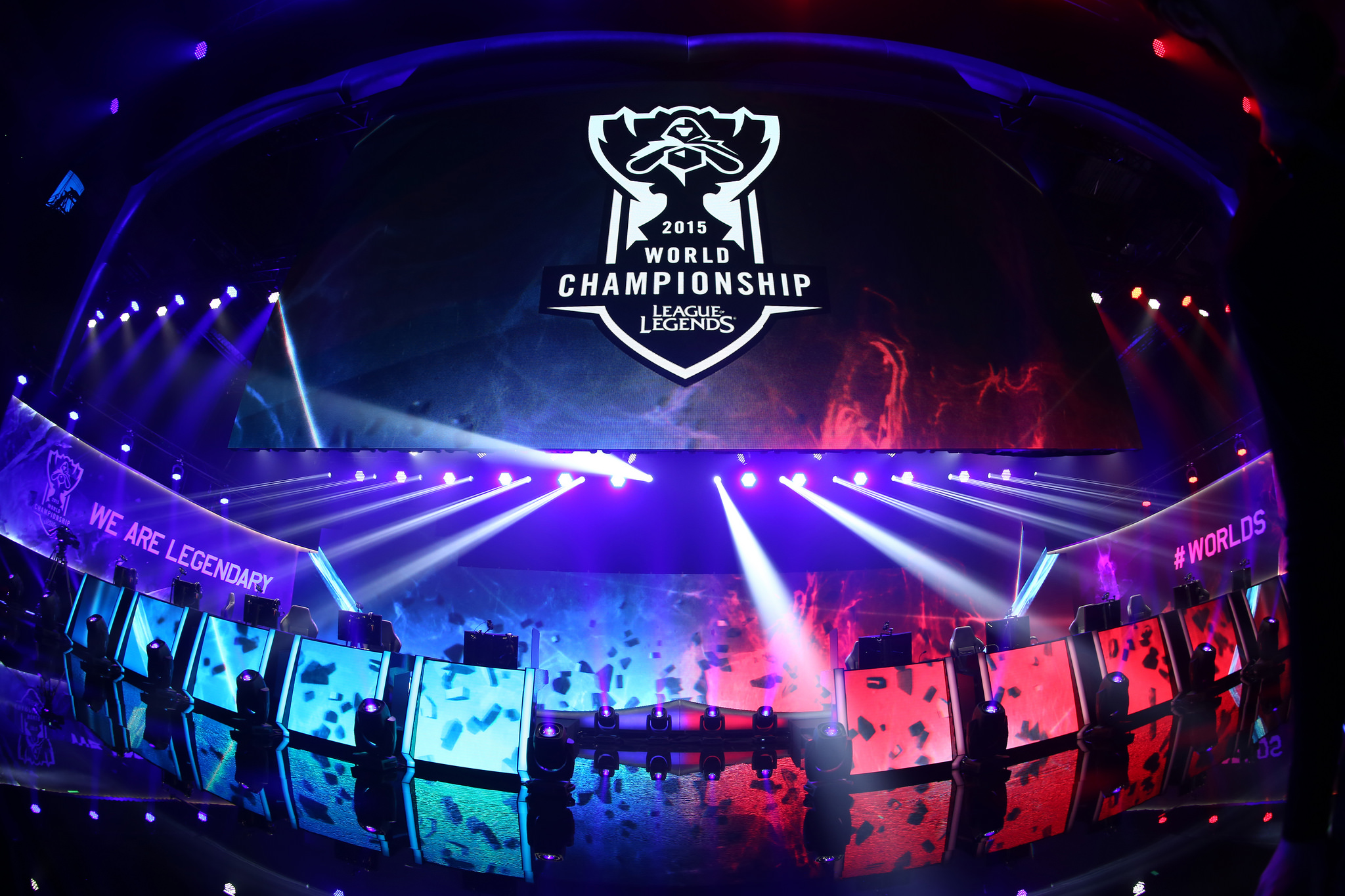 mzinho ： 我们就像一个大家庭，这种紧密的关系极大地提升了我们的表现