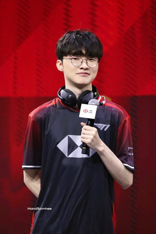 TheShy ：LOL不在乎年纪，所以说虽然我上了年纪，也一直有好的发挥